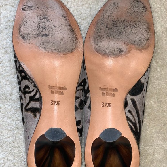 CYDWOQ Vintage Kitten Heel Shoe Gray/Black Size 37.5 (US 7.5) - Picture 3 of 5